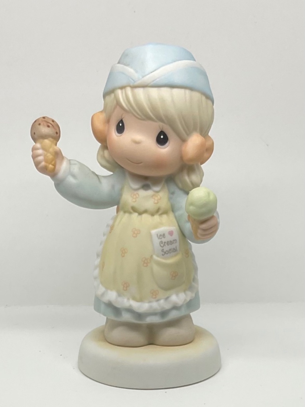 Precious Moments Figurine Bundle2